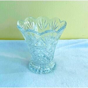Vintage Vase Glass Pineapple Fan Pattern Scalloped Rim Flower Makeup Organizer